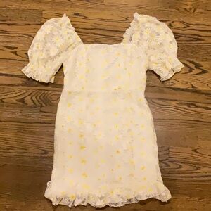 Cute White Daisy Dress